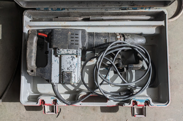 Martillo demoledor MAKITA HM1202C